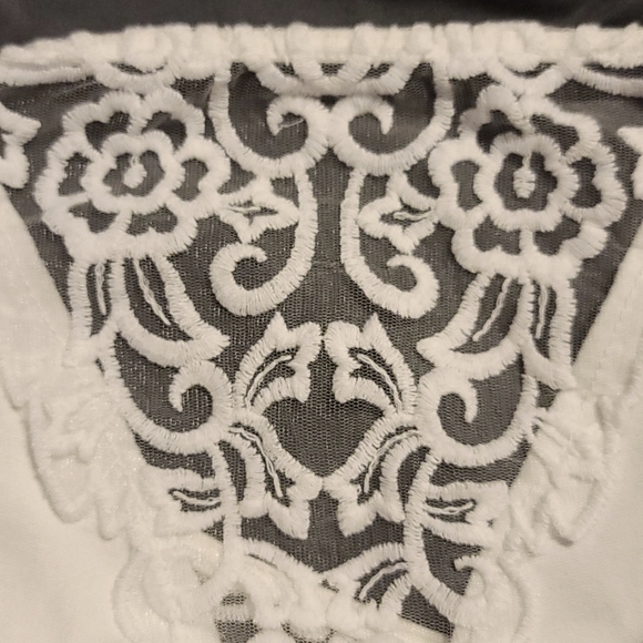 White Skirt With Mesh Side Details - Picture 4 of 4